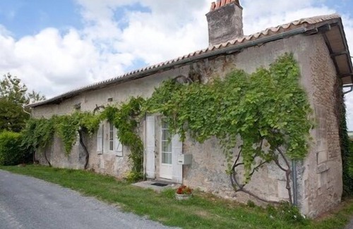 Bouteilles-Saint-Sebastien House | Pure Tranquility - a beautiful place to relax and explore the countryside