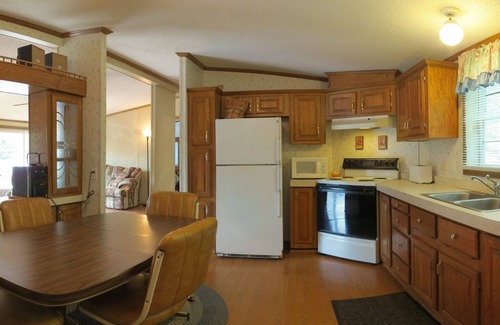 Put-in-Bay Cabin | Put In Bay Get-A-Way.