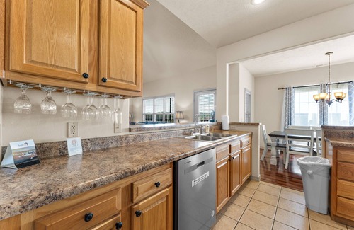 Branson West House | Puttin On The Green 3 Bedroom Villa by RedAwning