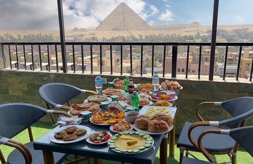 Giza Apartment | pyramids tower view inn