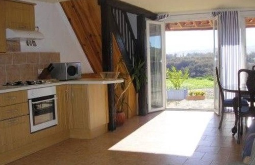 Coussa Cottage | Pyreneen Vue gite with pool, renovated farmhouse tranquil with amazing views