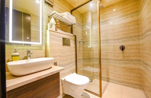 Janakpuri Hotel | Qotel Signature Coleman Janakpuri