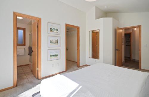 Southwest Bend House | Quail Covey