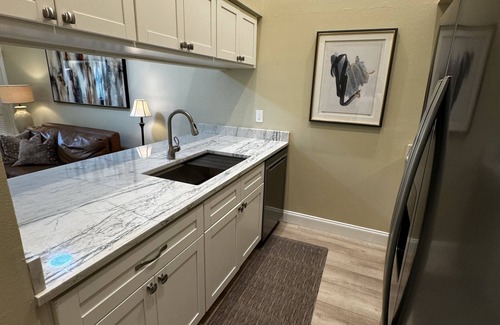 The Meadows Villa | Quaint and classy golf course villa in the Meadows