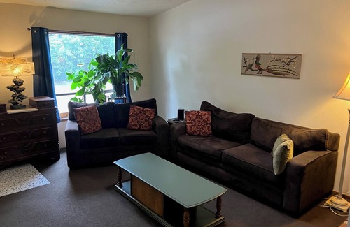 West Eugene Apartment | Quaint Apartment Blocks from Downtown Eugene