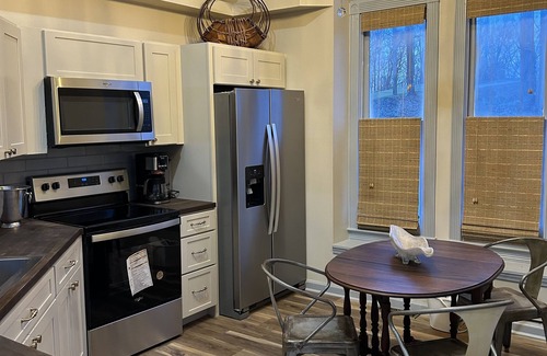 Pegram Cottage | Quaint Cottage in the Woods 20 minutes to Downtown