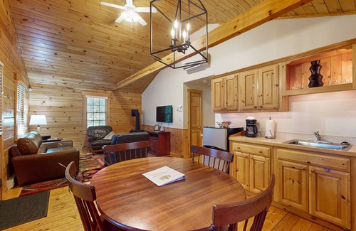 Northport Cabin | Quaint dog-friendly cabin getaway with firepit, AC, kitchen, & hiking