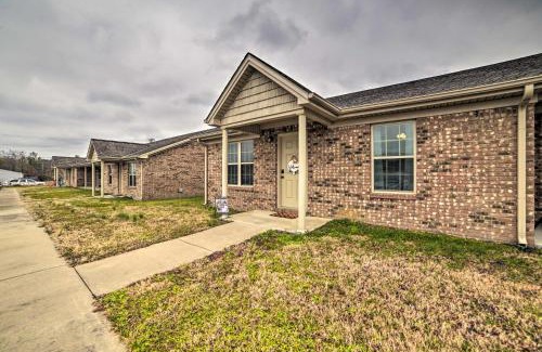 Murray Apartment | Quaint Family Home Near Downtown Murray and MSU