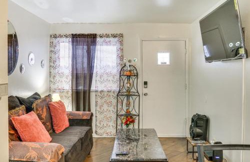 St. Louis House | Quaint St Louis Home about 6 Mi to Downtown!