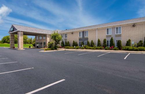 Fox Valley Hotel | Quality Inn Aurora - Naperville Area