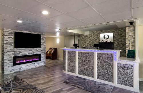 Fox Valley Hotel | Quality Inn Aurora - Naperville Area