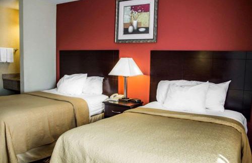 Brunswick Hotel | Quality Inn Brunswick Cleveland South