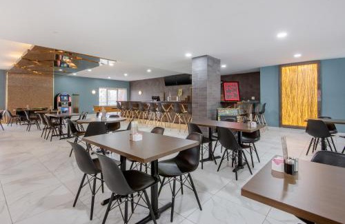 Orillia Hotel | Quality Inn & Conference Centre