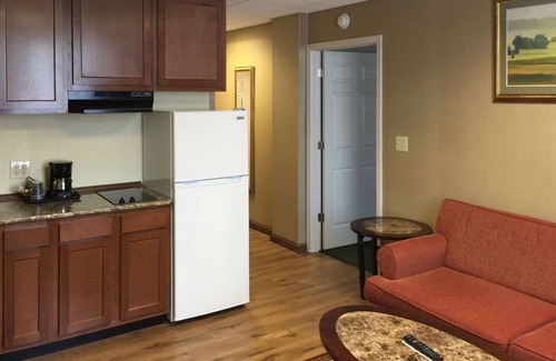 Franklin Hotel | Quality Inn & Conference Center Franklin Downtown