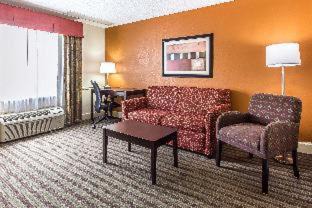 Crossville Hotel | Quality Inn Crossville Near Cumberland Mountain State Park
