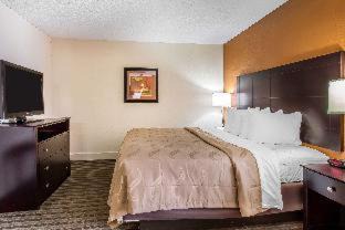 Crossville Hotel | Quality Inn Crossville Near Cumberland Mountain State Park