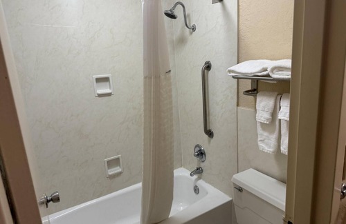 Harriman Hotel | Quality Inn Harriman