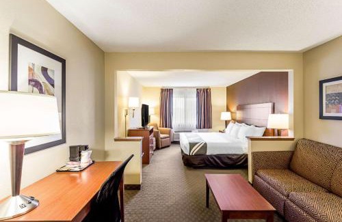 Sheboygan Hotel | Quality Inn Sheboygan North I-43