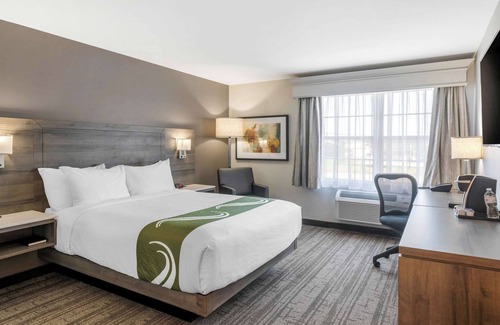 Fredericton Hotel | Quality Inn & Suites Amsterdam