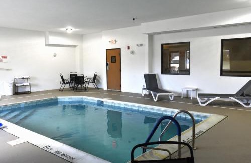 Hillview Hotel | Quality Inn & Suites Brooks Louisville South