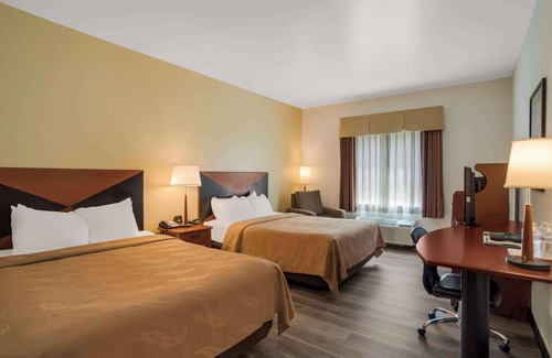 Scotland Hotel | Quality Inn & Suites Chambersburg Northeast