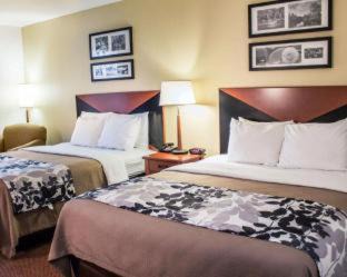 Scotland Hotel | Quality Inn & Suites Chambersburg Northeast