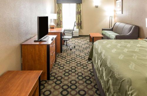 Columbus Hotel | Quality Inn & Suites Columbus West - Hilliard