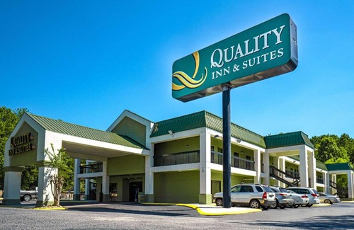 Lithia Springs Hotel | Quality Inn & Suites near Six Flags - Austell