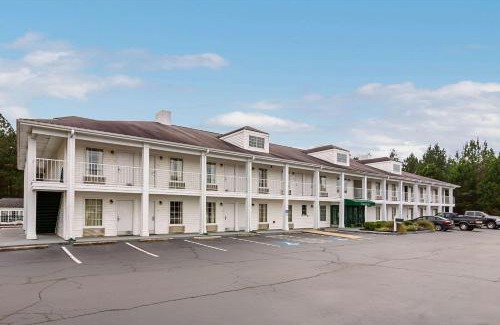 Thomaston Hotel | Quality Inn Thomaston