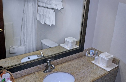 Cedar Park Hotel | Quality Inn