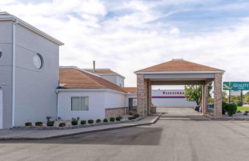 Fairborn Hotel | Quality Inn