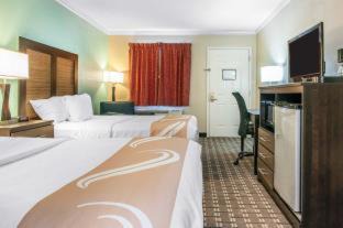 Findlay Hotel | Quality Inn