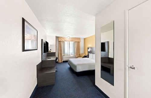 North Platte Hotel | Quality Inn