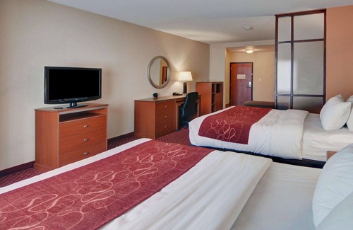 Mabank Hotel | Quality Suites Near Cedar Creek Lake