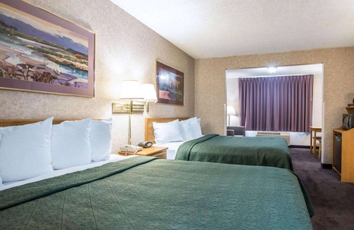 Otay Mesa Hotel | Quality Suites San Diego Otay Mesa