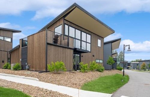 Whitefish House | Quarry B3
