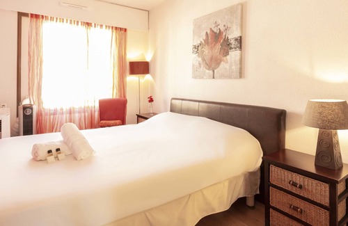 Antibes Old Town Apartment | Quartier Vauban : 2 bedroom apartment