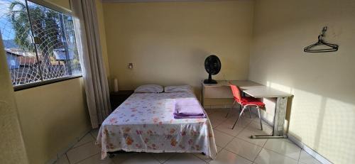 Unai House | Quarto com banheiro privativo