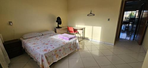 Unai House | Quarto com banheiro privativo