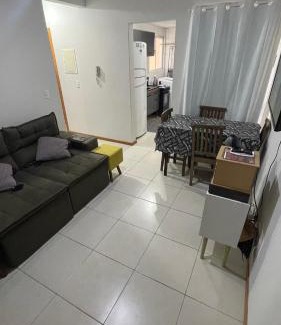 Forquilhas House | Quarto em apartamento próximo a Arena Opus