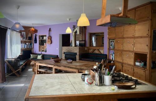 Lajes das Flores House | Quarto Laranja Casa citrina