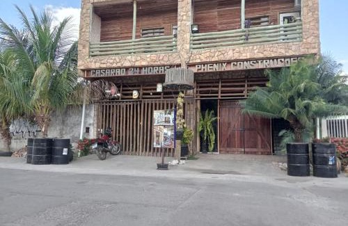 Jardim dos Ipes House | Quarto refrigerado com cama de casal