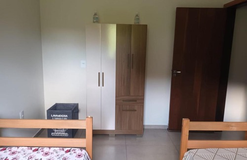 Sideropolis House | Quarto Twin em Siderópolis apenas HOMENS ou CASAIS, a 10 min de Nova Veneza