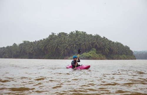 Kozhikode Boat Rental | Queen of Chaliyar - Luxury Houseboat Stay