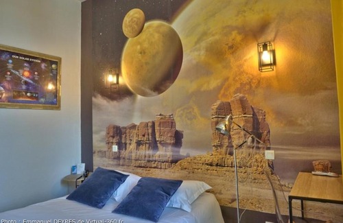 Redon Hotel | Queen Serenity Hotel