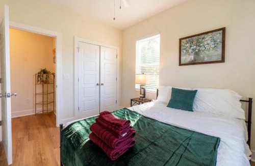 Wilmington Apartment | Queenbed Pooltable Wifi Downtown-wilmington