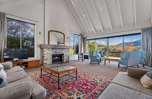 Lake Hayes House | Queenstown Lifestyle and Lakeview