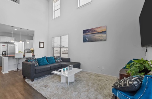 Murraysville House | Quiet 3BD, Private Patio, Close to Beach