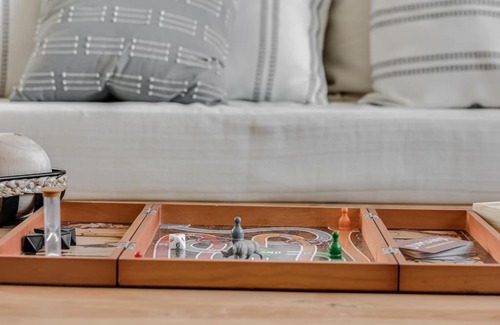 Kings Grant House | Quiet Abode Curated relaxation Summer Escape