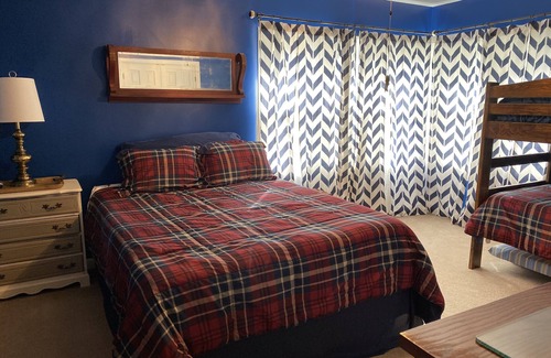 Pittsfield House | Quiet and comfortable home right in the heart of Pike County, Pittsfield IL